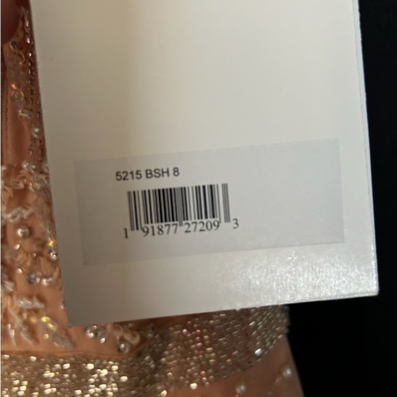 Mac Duggal 5215 NWT V-NECK EMBELLISHED TULLE GOWN - Picture 6 of 7